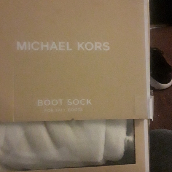 Mk boot socks warm cream color sz6/8 - Picture 4 of 4